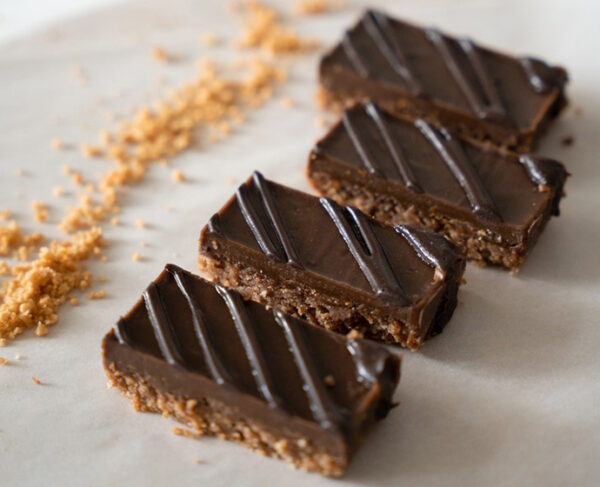 Vegan healthy snickers